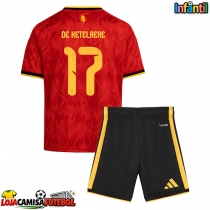 Camisa de Futebol Bélgica Charles De Ketelaere #17 Equipamento Principal Infantil Mundo 2026 Manga Curta (+ Calças curtas)